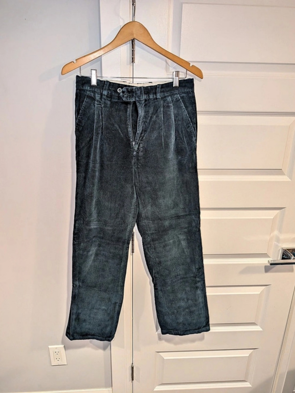 Vintage Corduroy Green Trousers Fit Like Size 30
